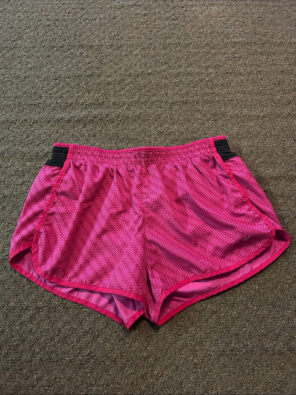 Women’s Nike Running Shorts -pink
